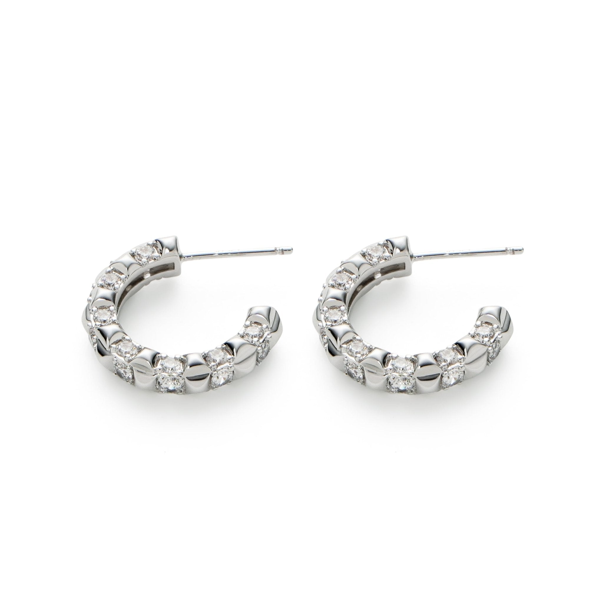 RSNY Diamond Pattern Minimalist Earrings - R2194A