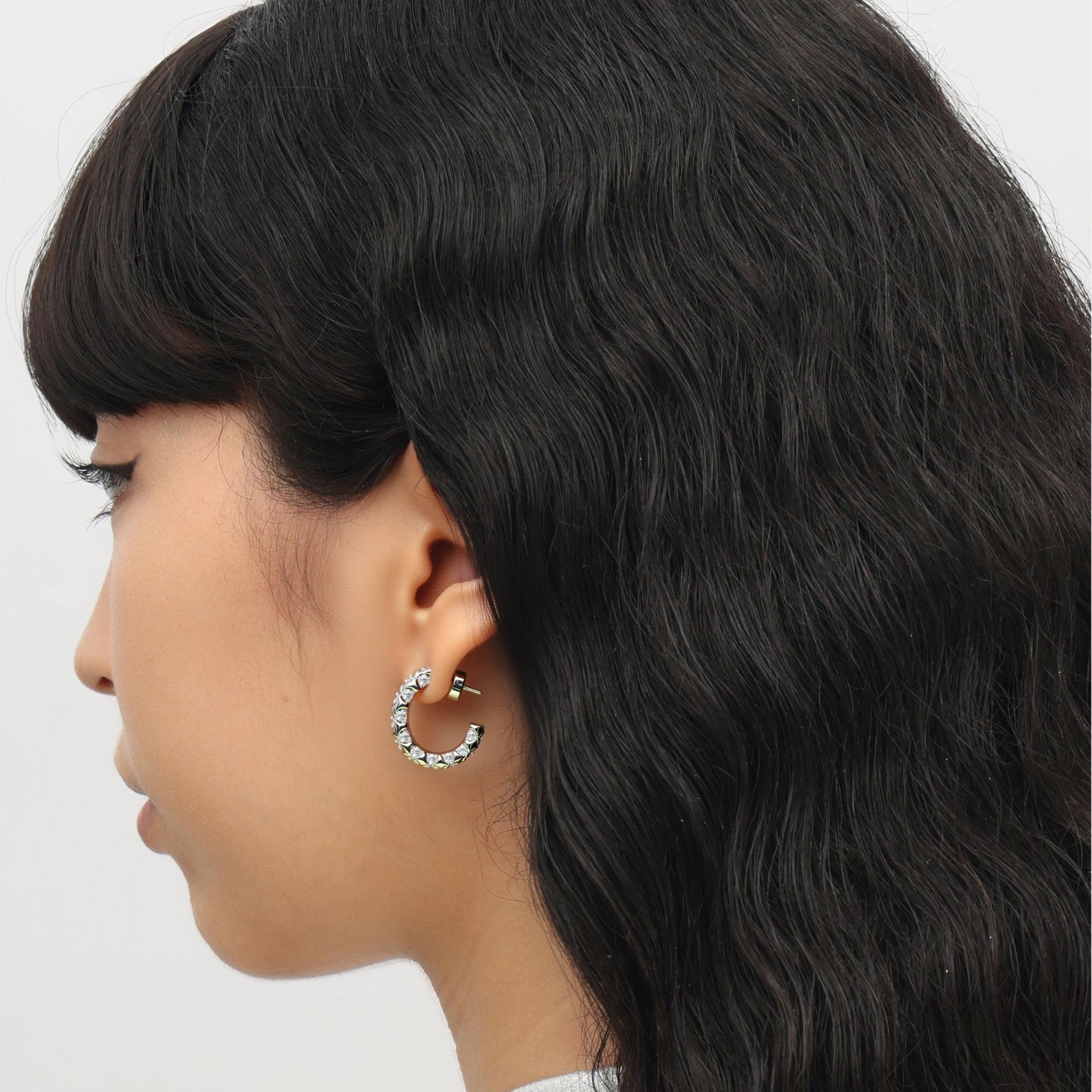 RSNY Diamond Pattern Minimalist Earrings - R2194A