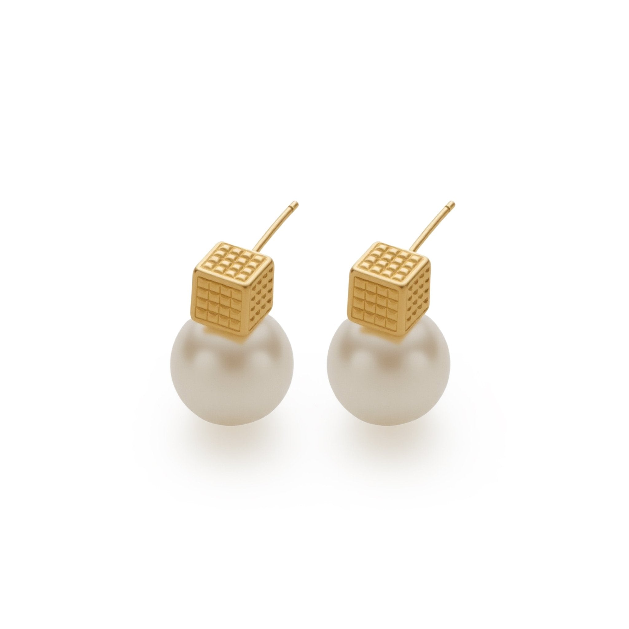 RSNY Diamond Pattern Pearl Stud Earrings - R2064B