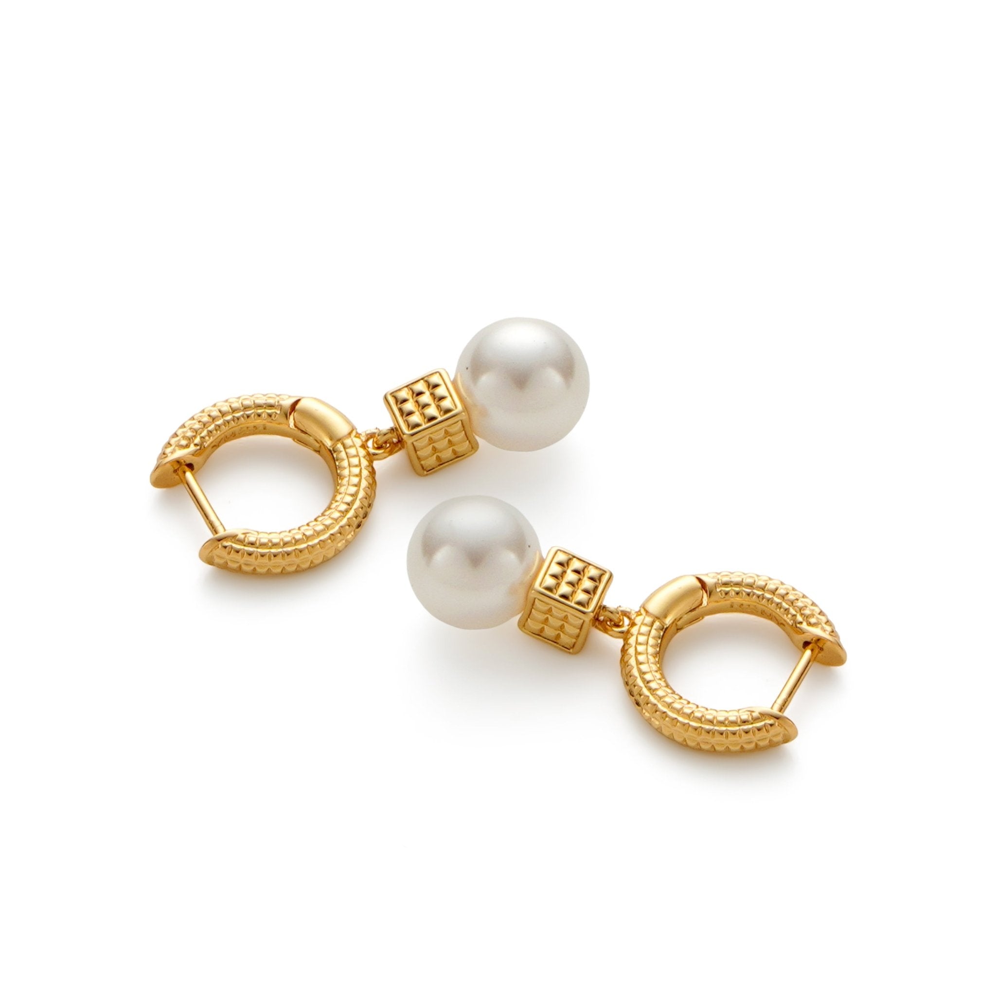 RSNY Diamond Pattern Pearl Stud Earrings - R2065B