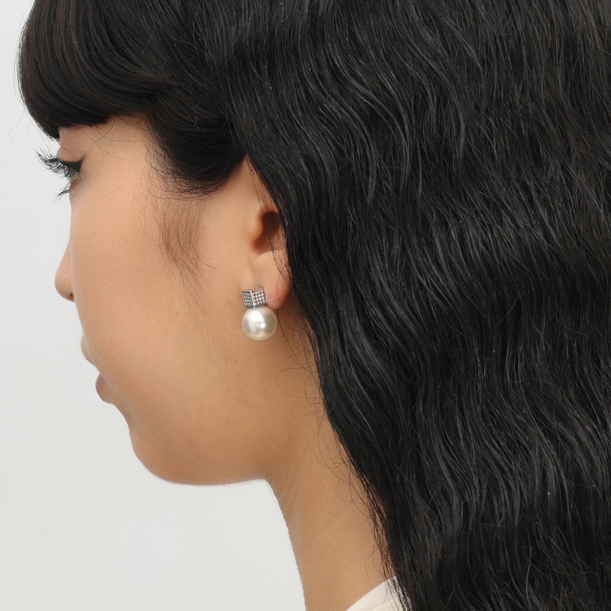 RSNY Diamond Pearl Stud Earrings - R2064A