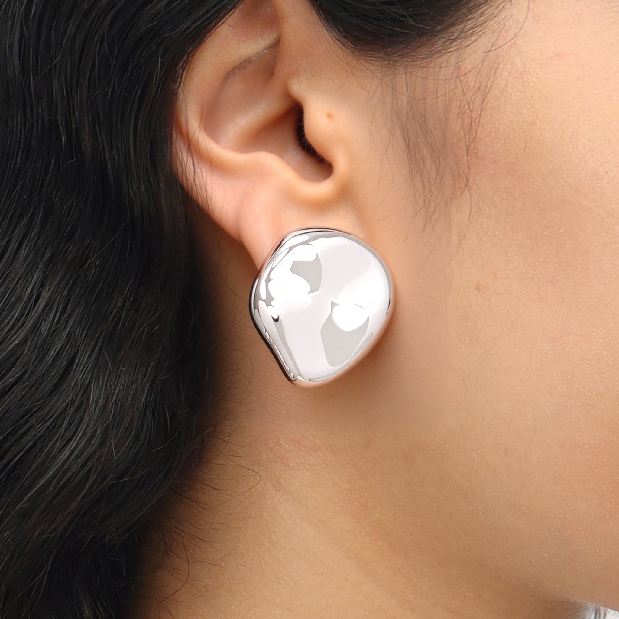 RSNY Geometric Bean Earrings - R2237A