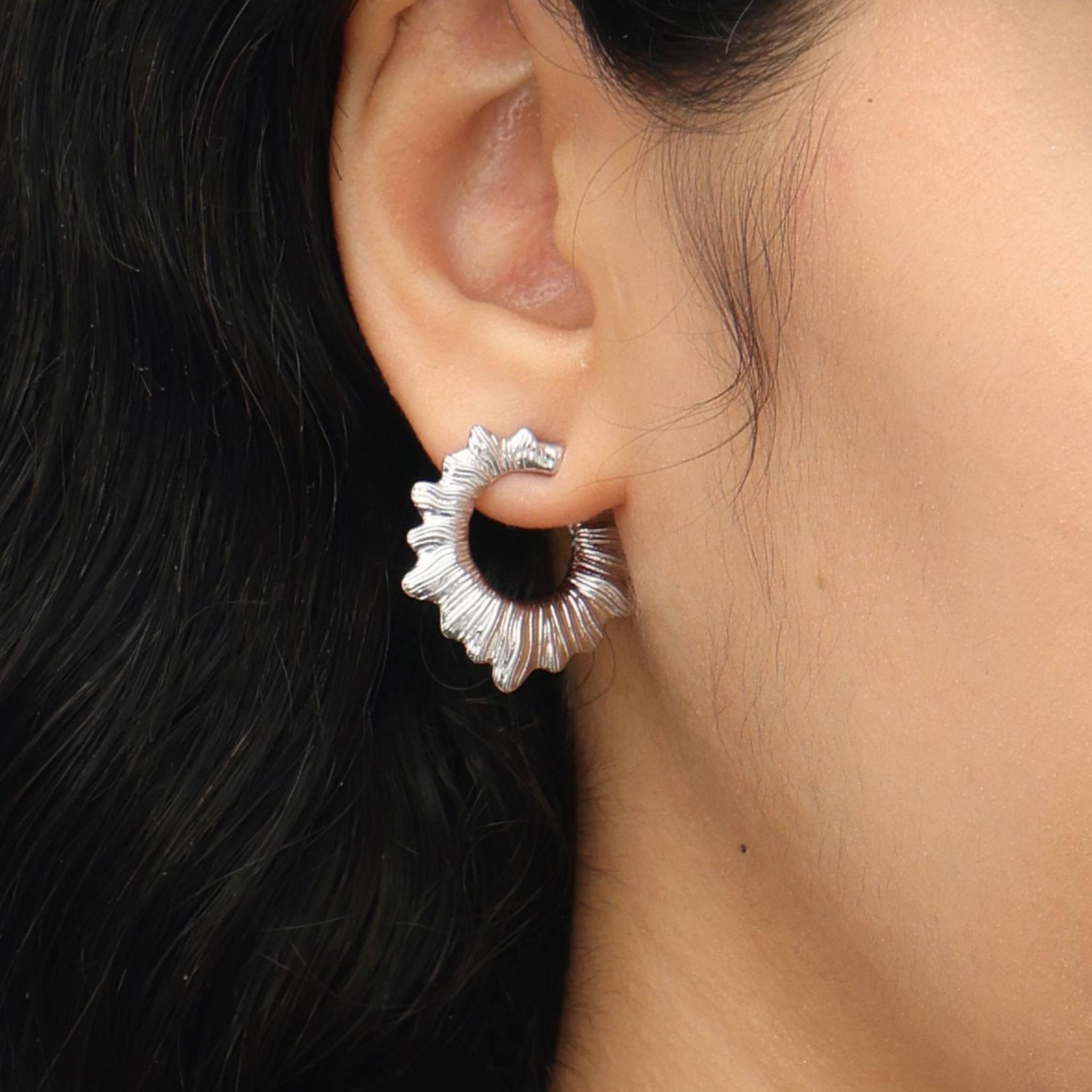 RSNY pleated earrings - R2089B