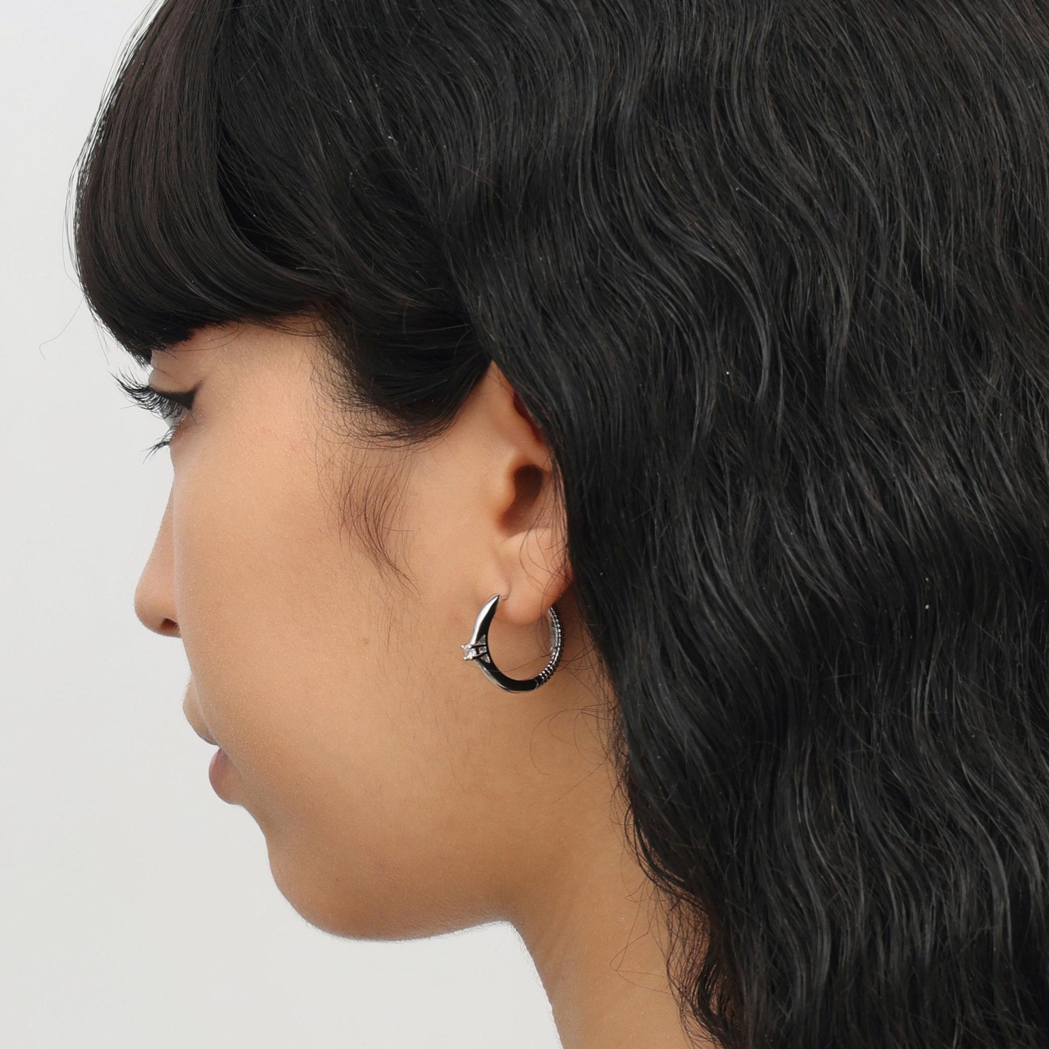 RSNY ring shape earrings - R2029A
