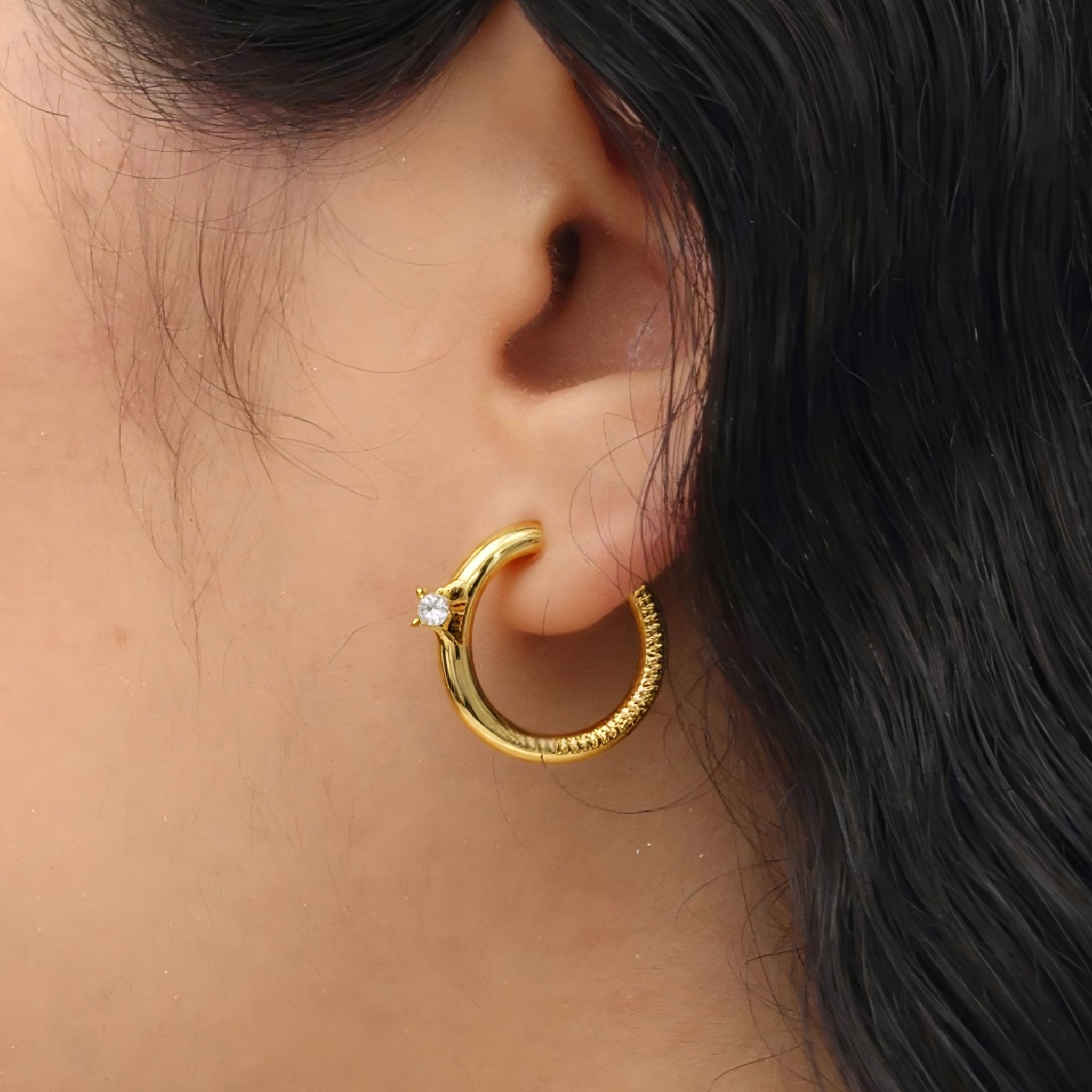 RSNY ring shape earrings - R2029B