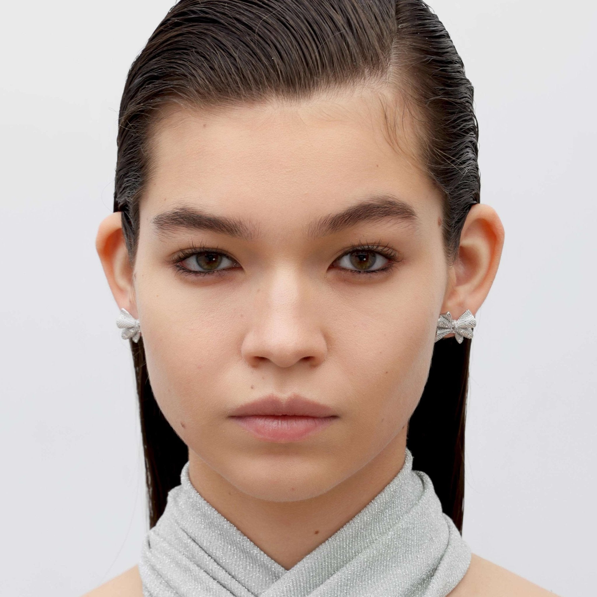 RSNY shiny bow stud earrings - R2183A