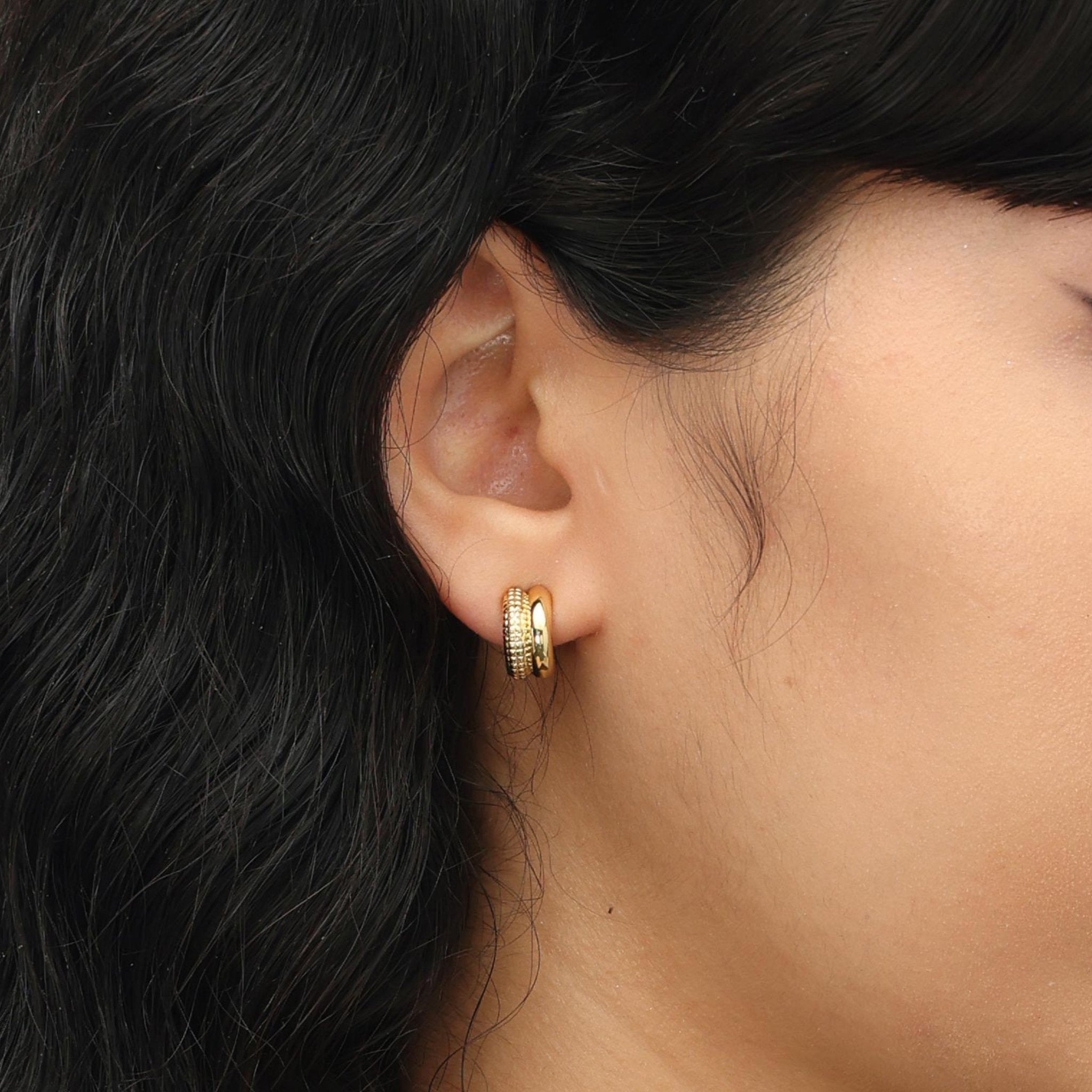 RSNY simple line earrings - R2052B