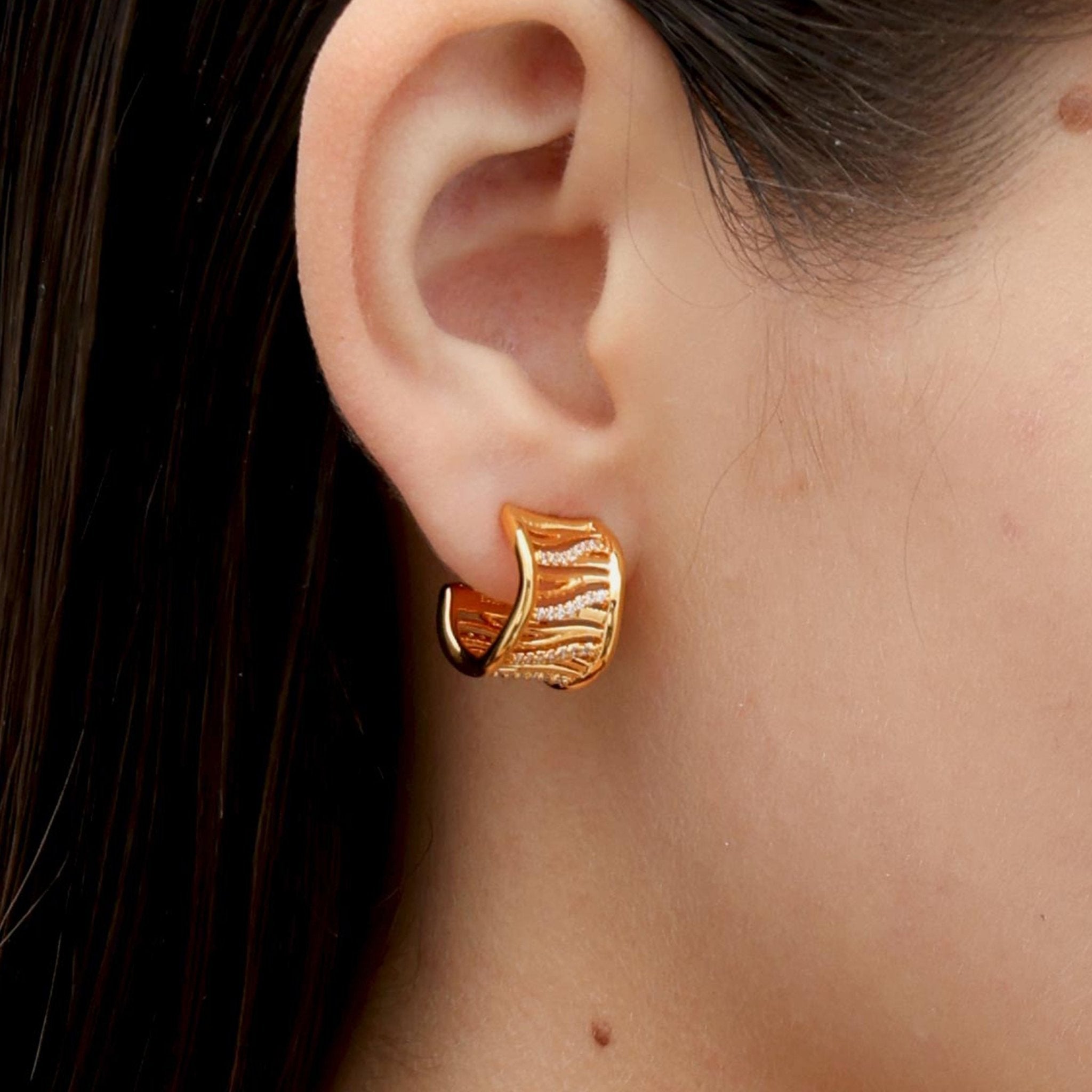 RSNY simple line earrings - R2124B