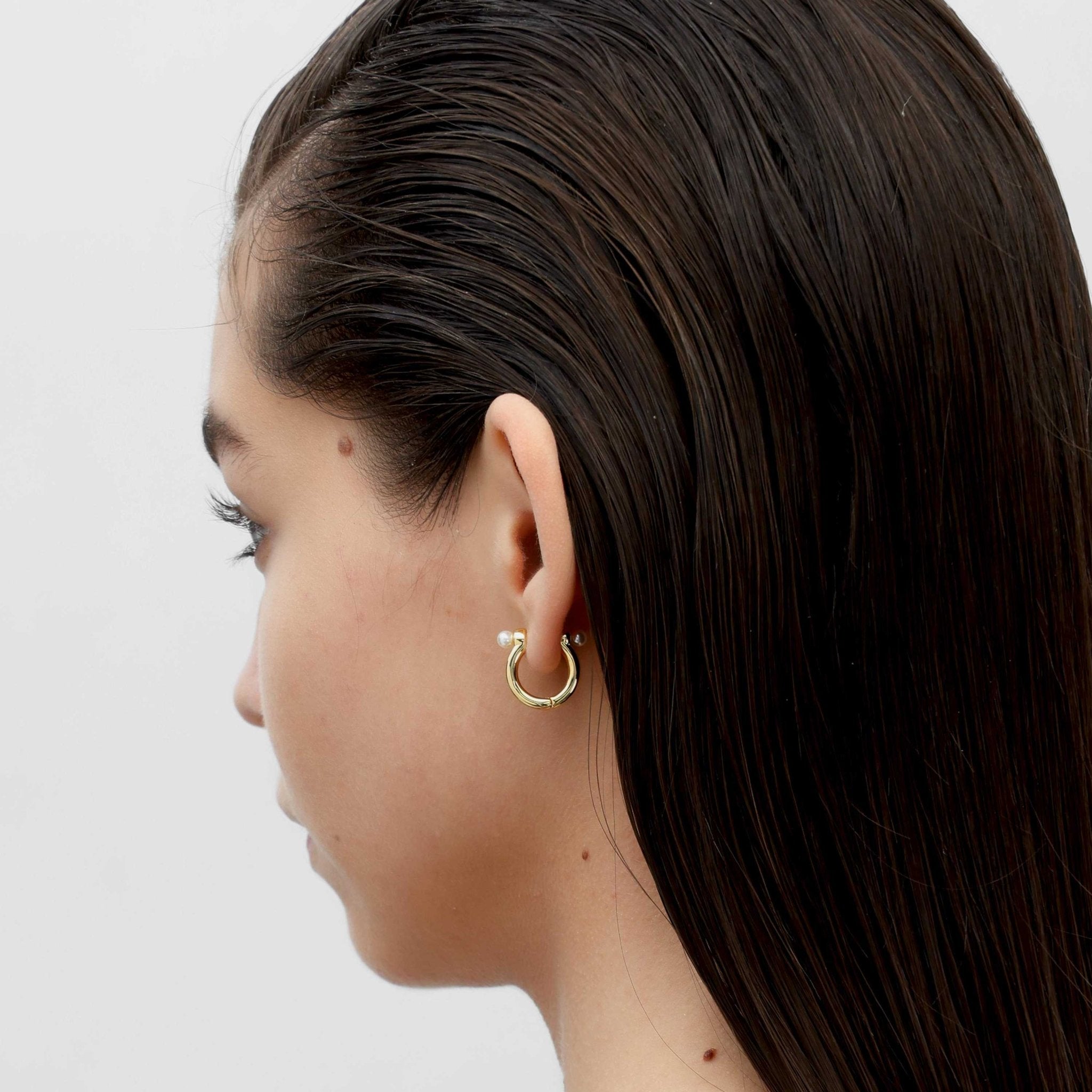 RSNY simple pearl earrings - R2110B