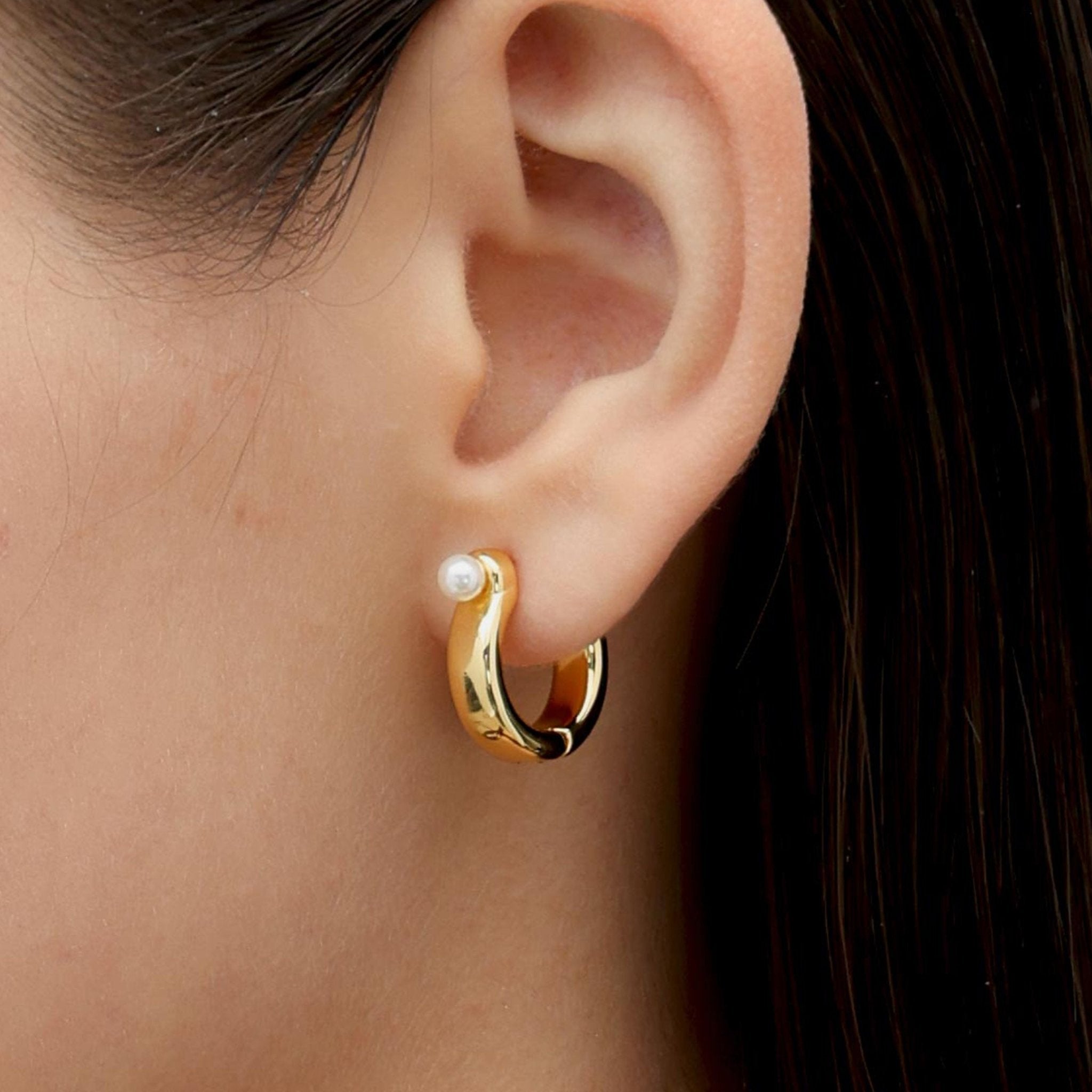 RSNY simple pearl earrings - R2110B