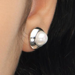 RSNY simple pearl stud earrings - R2046A