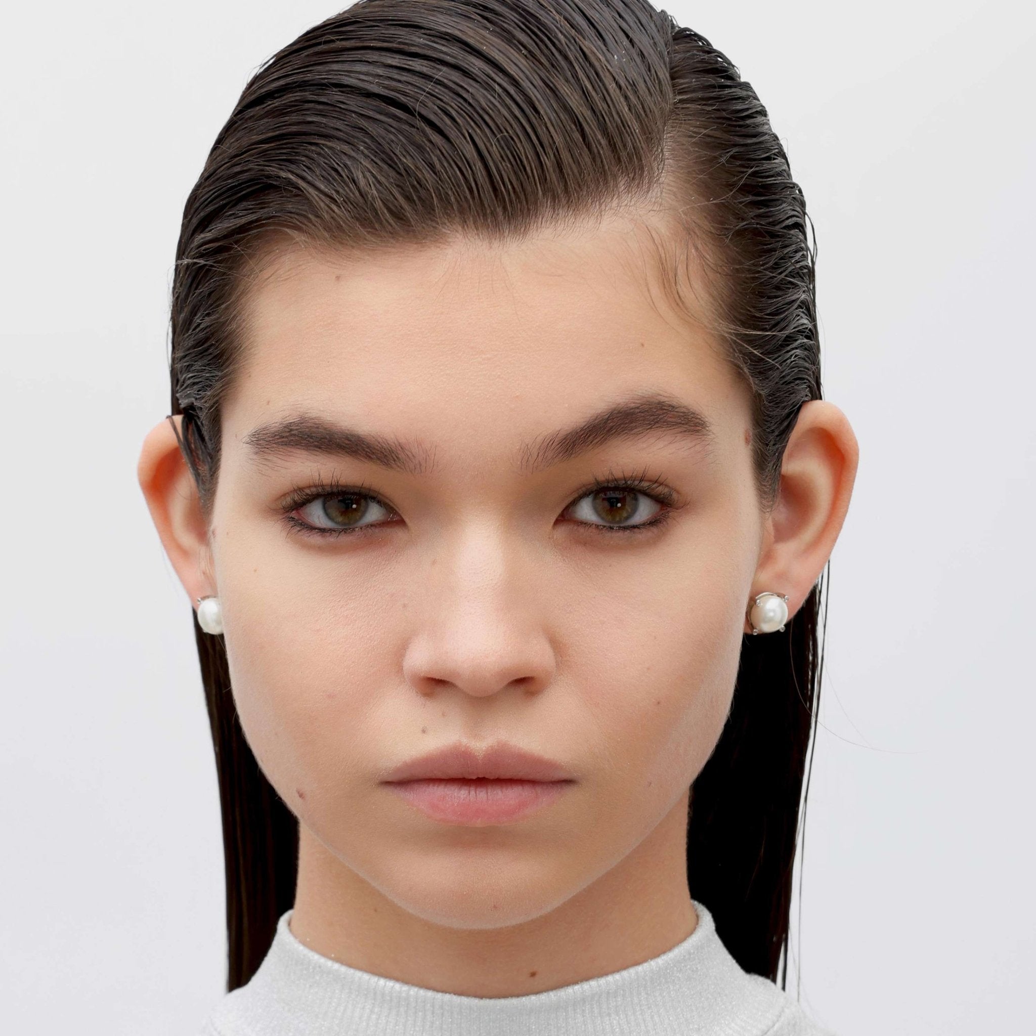 RSNY simple pearl stud earrings - R2173A