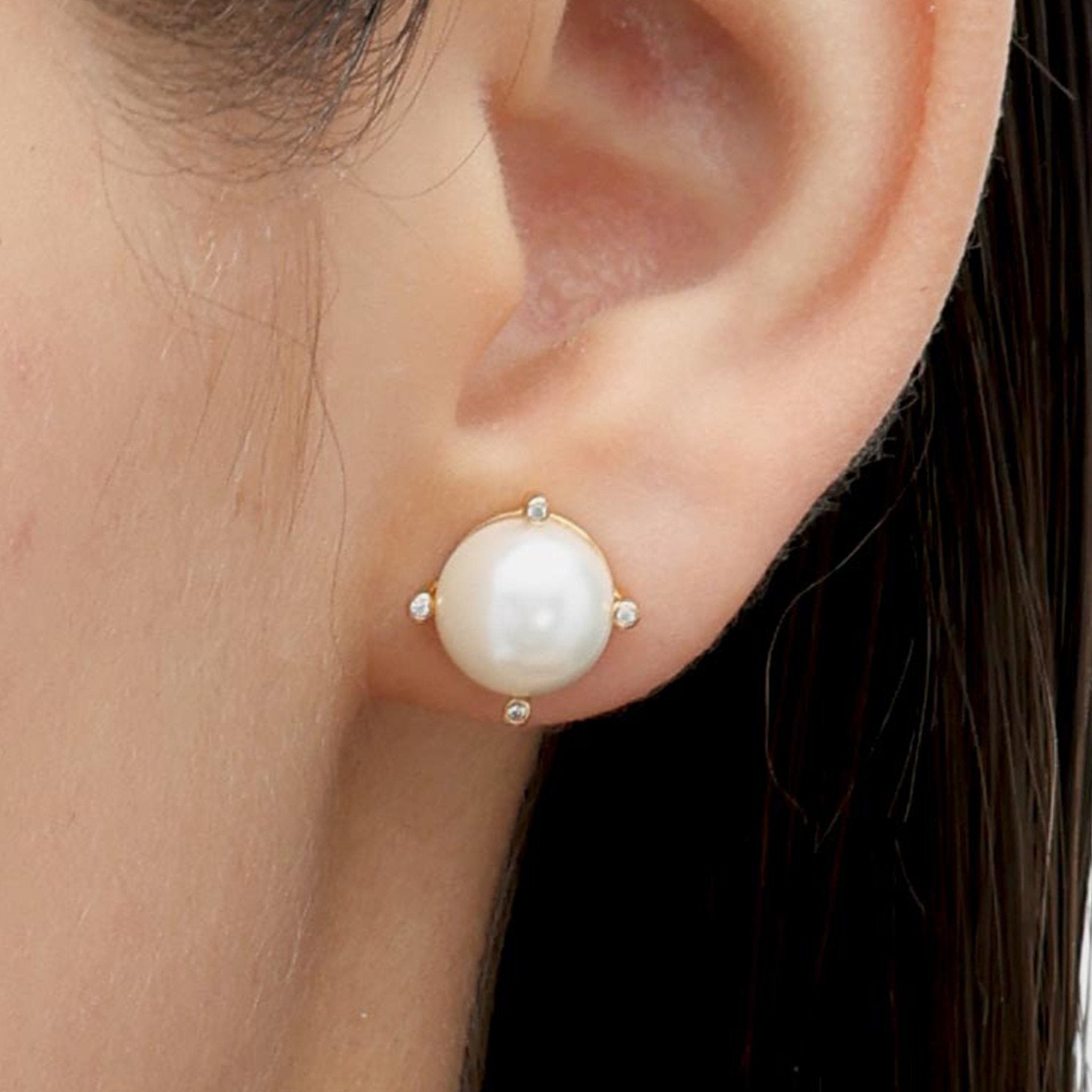 RSNY simple pearl stud earrings - R2173B