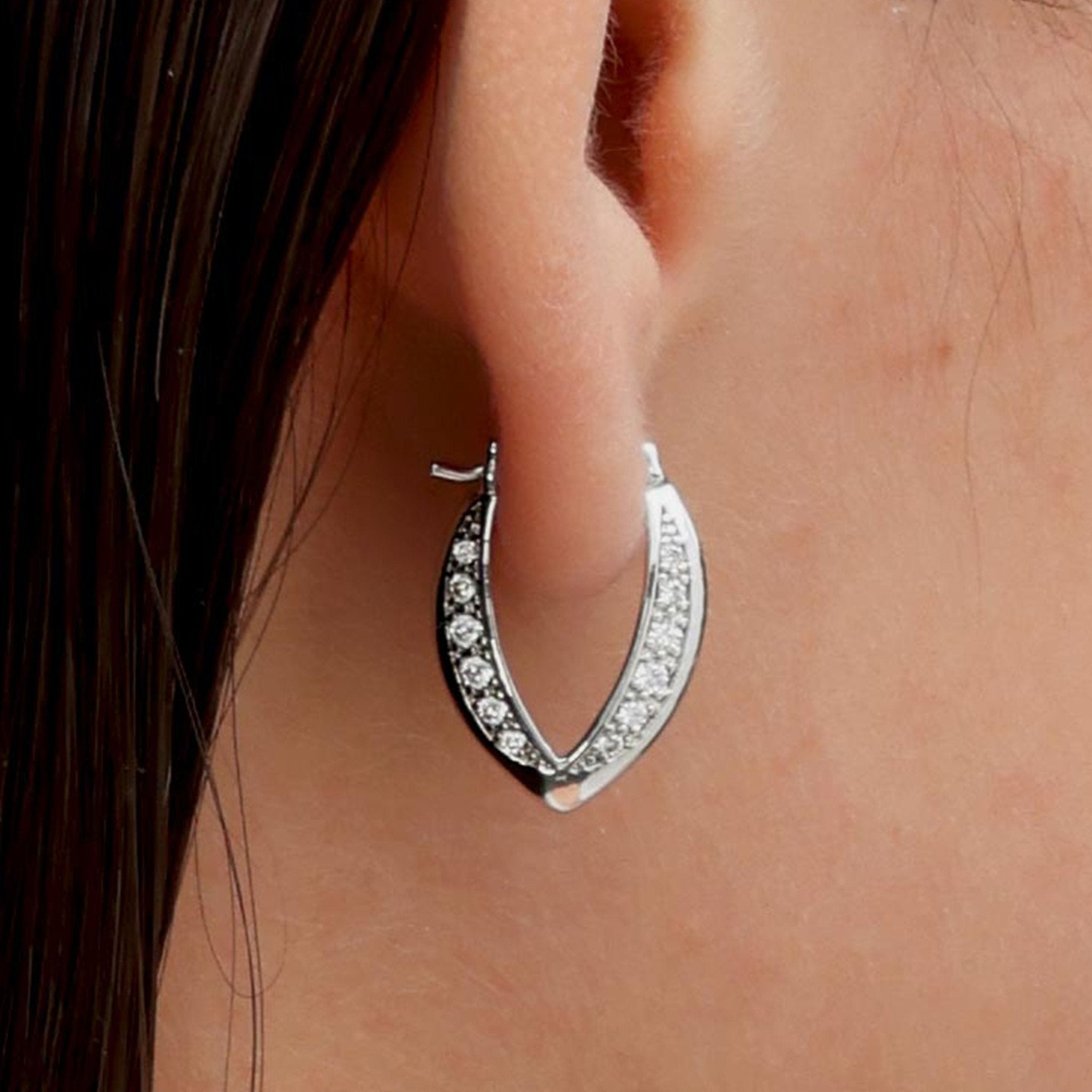 RSNY Simple Roman Earrings - R2149A