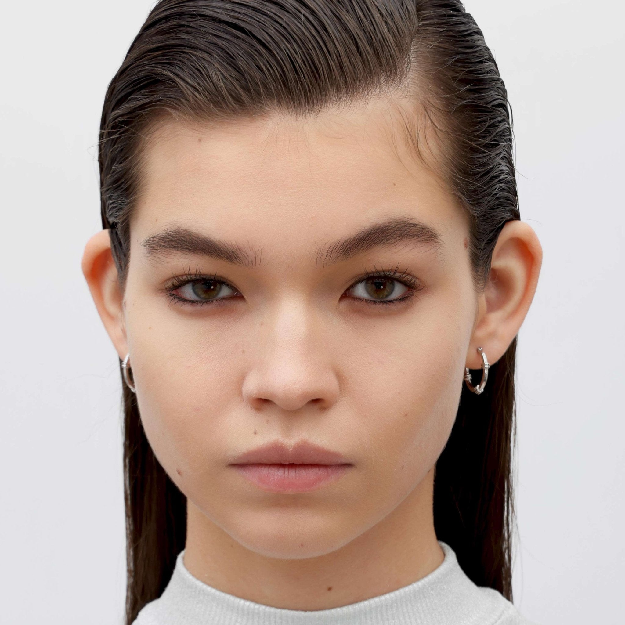 RSNY Simple Roman Earrings - R2154A