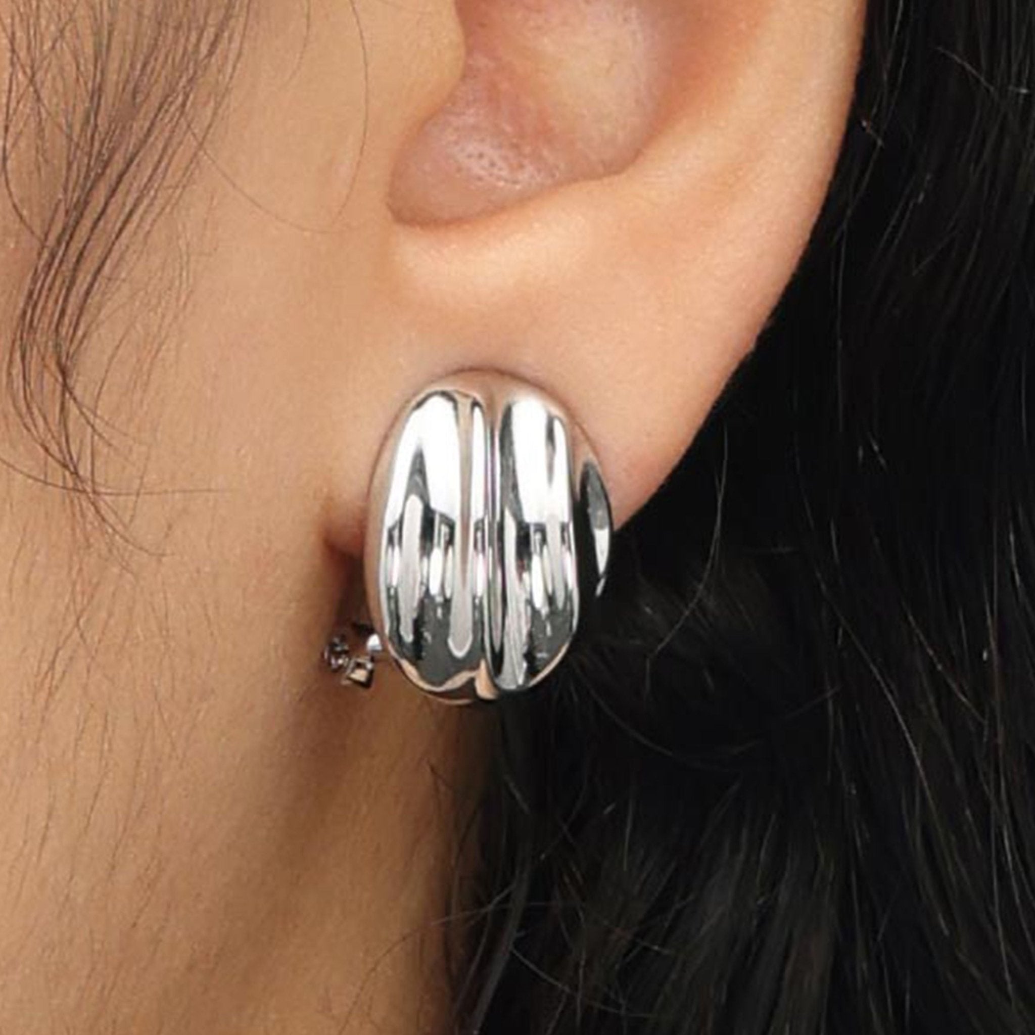 RSNY simple Roman stud earrings - R2125A