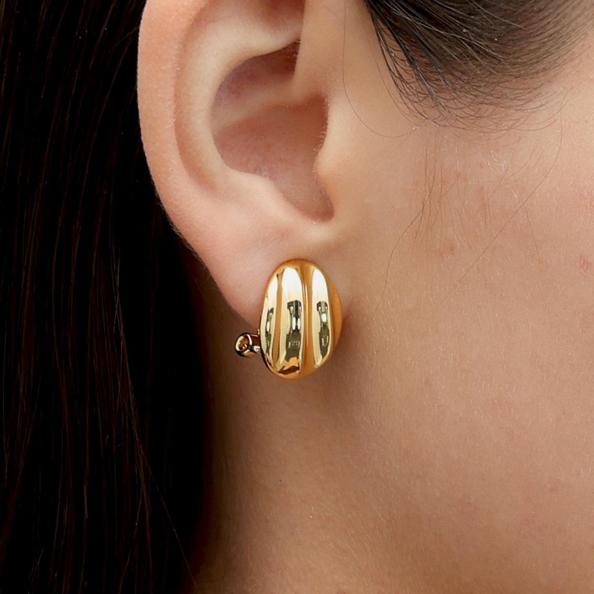 RSNY simple Roman stud earrings - R2125B