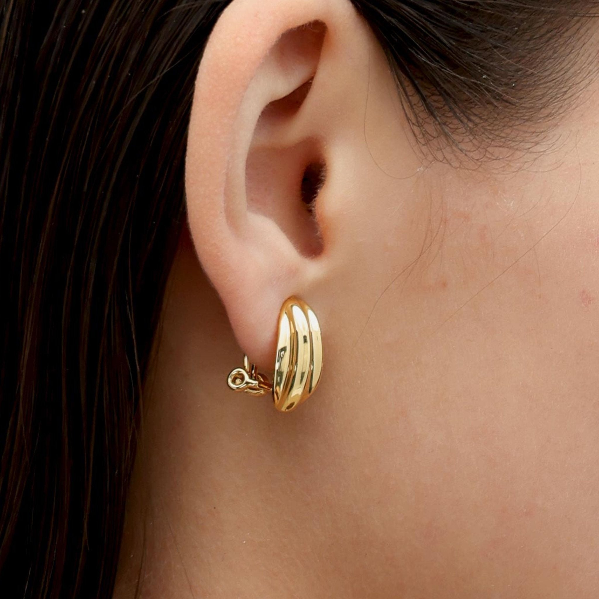 RSNY simple Roman stud earrings - R2125B