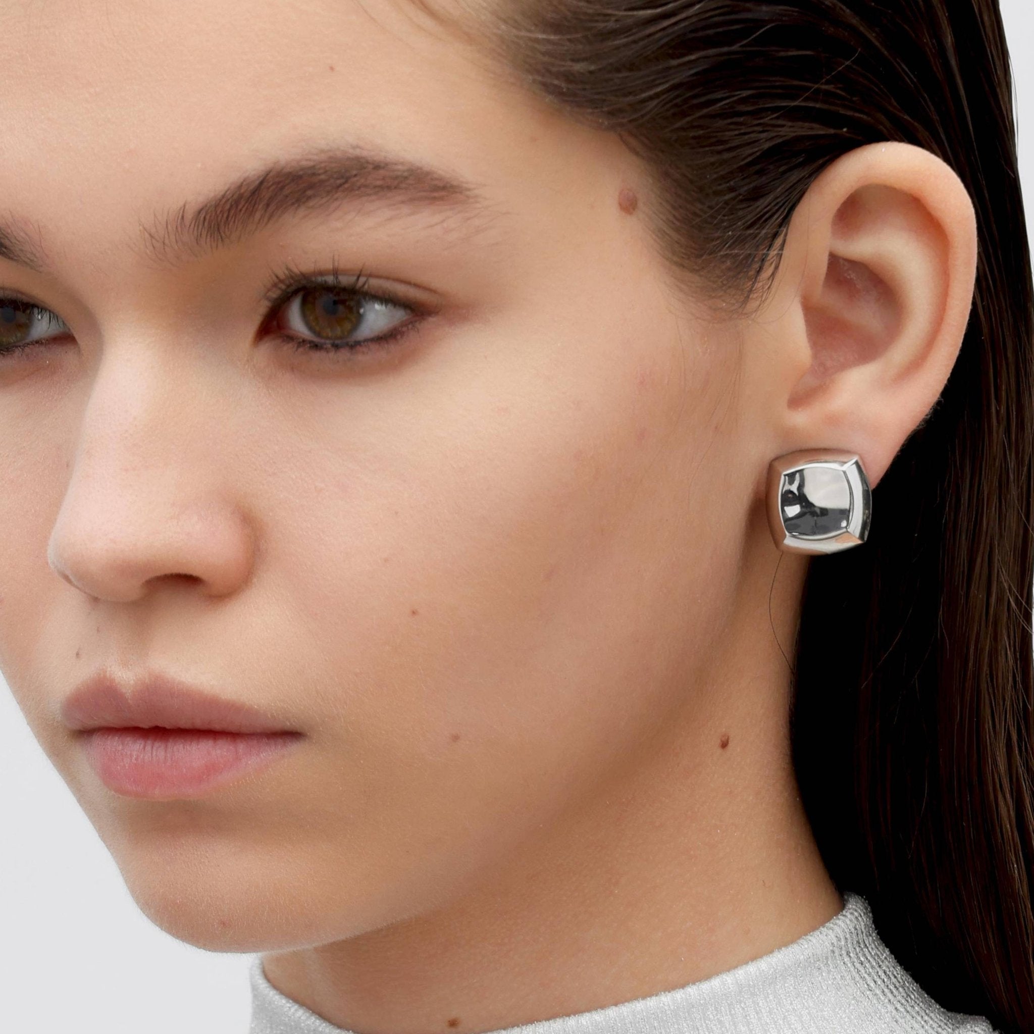 RSNY square diamond stud earrings - R2072A