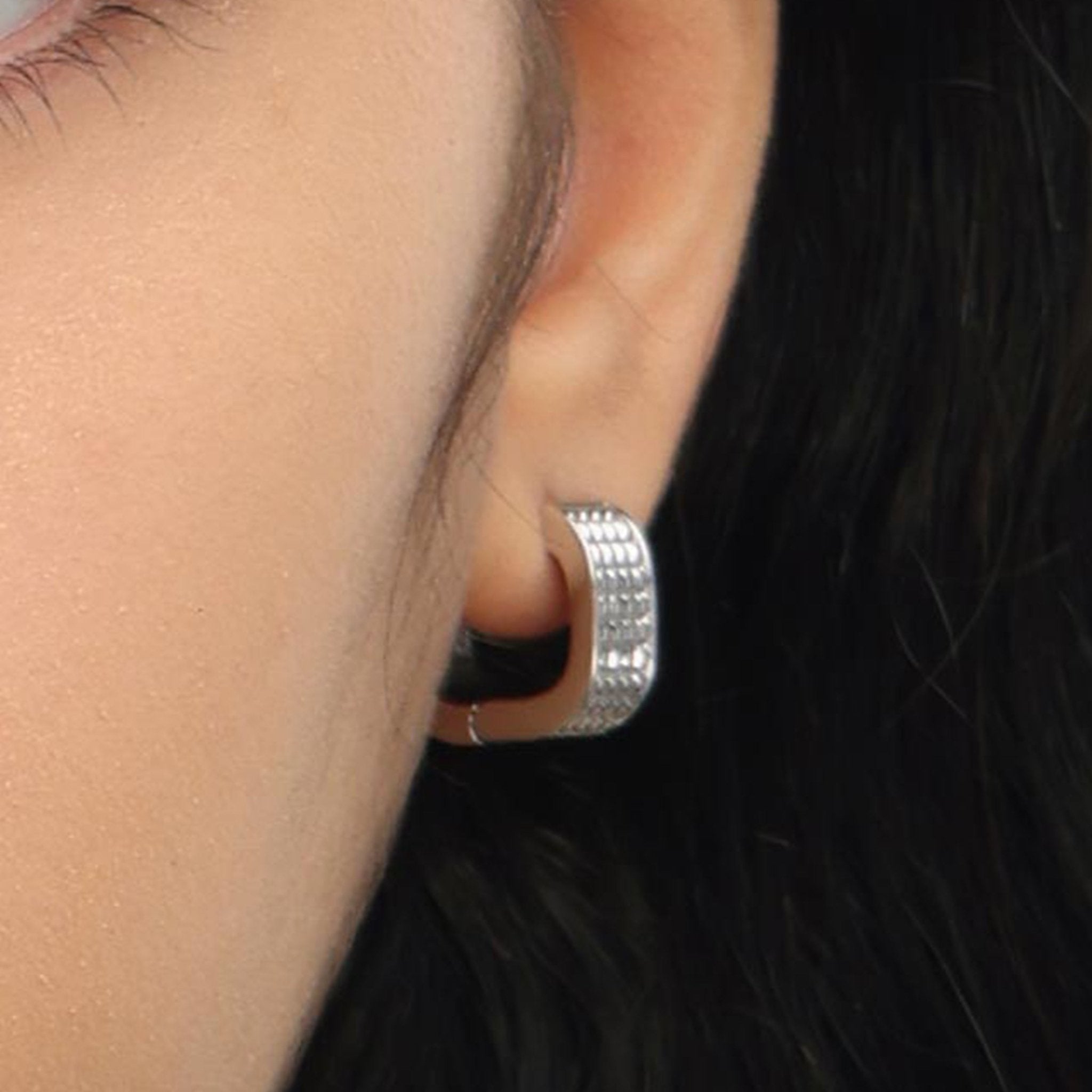 RSNY Square Diamond Textured Earrings - R2049A
