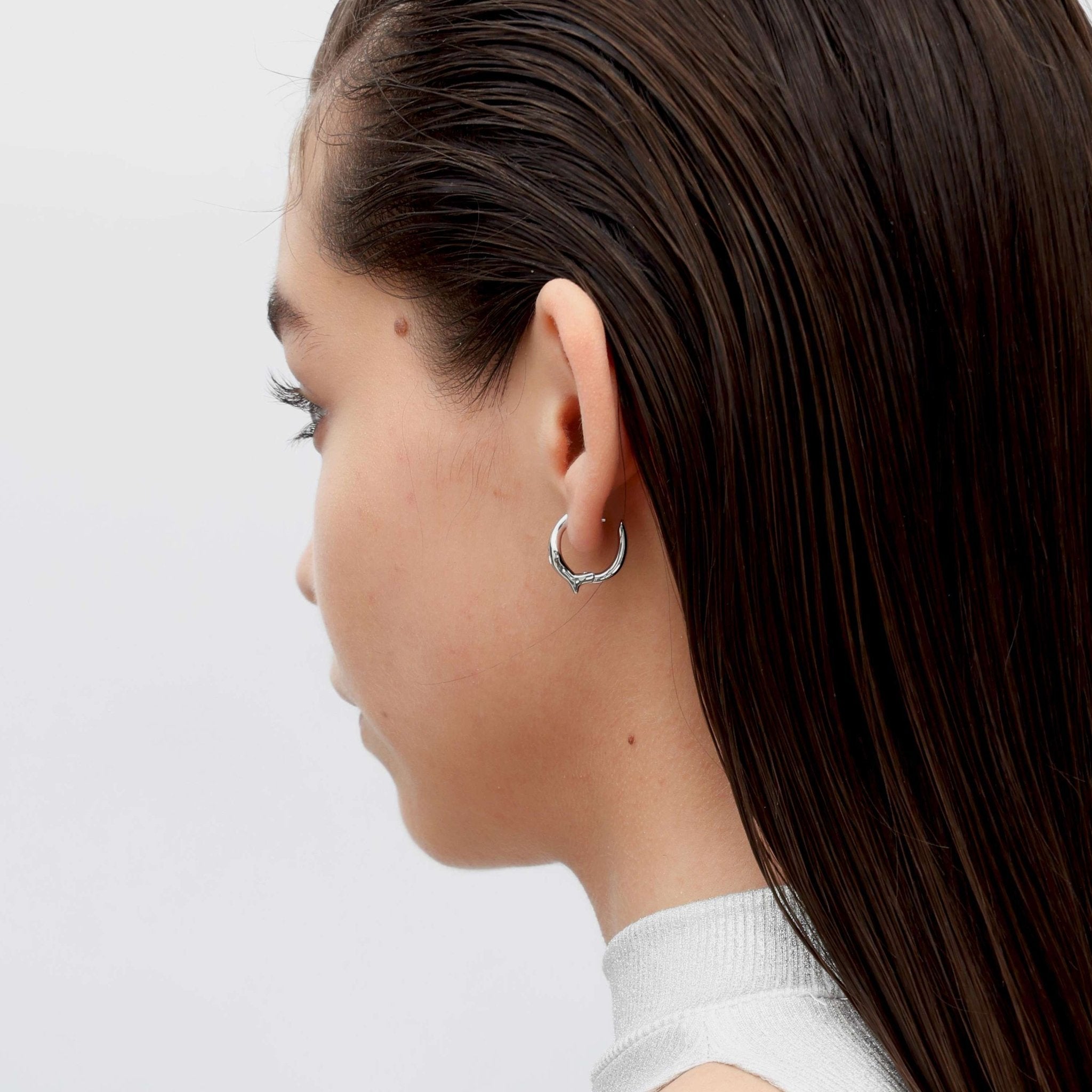 RSNY streamlined earrings - R2176A