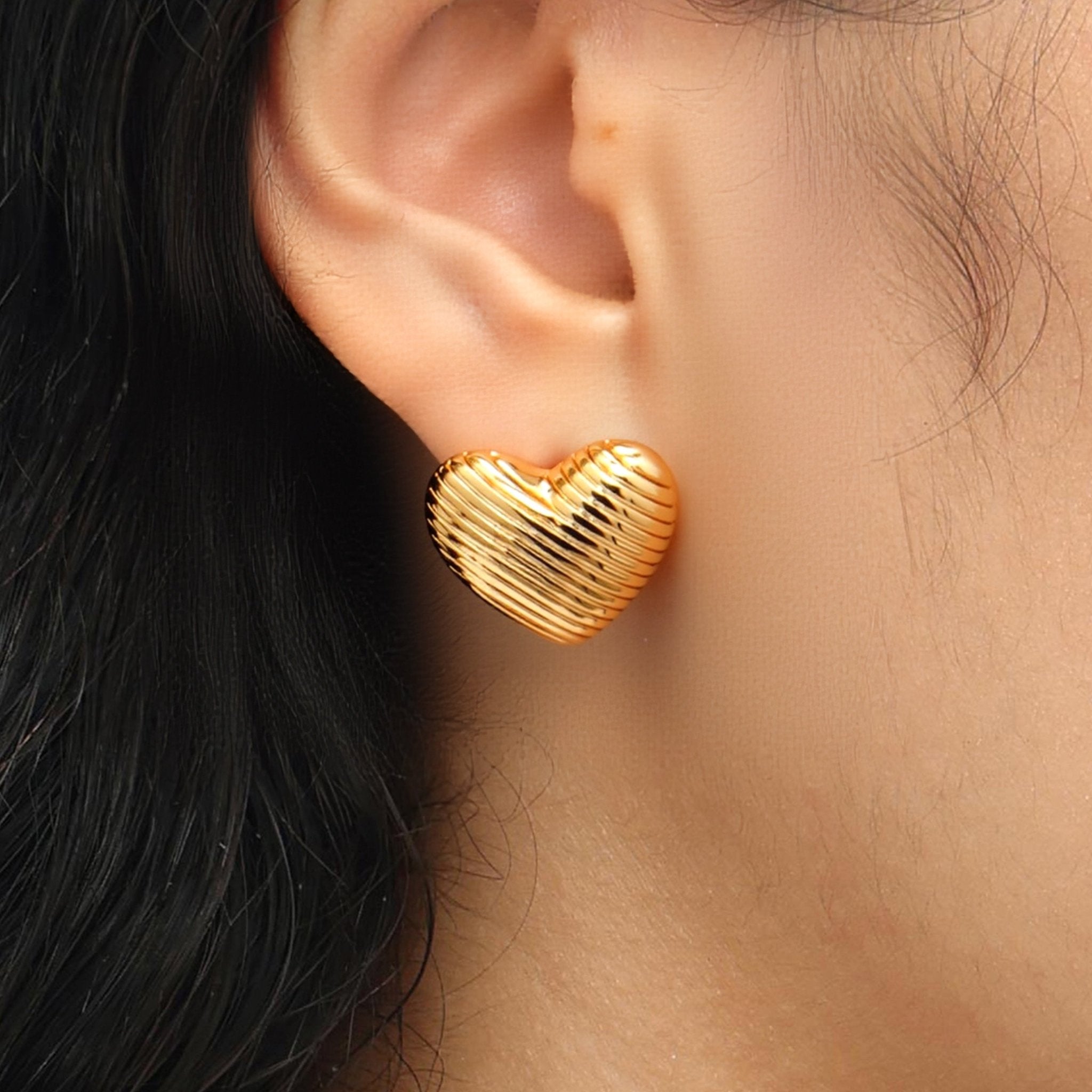 RSNY Textured Heart Earrings - R2228B