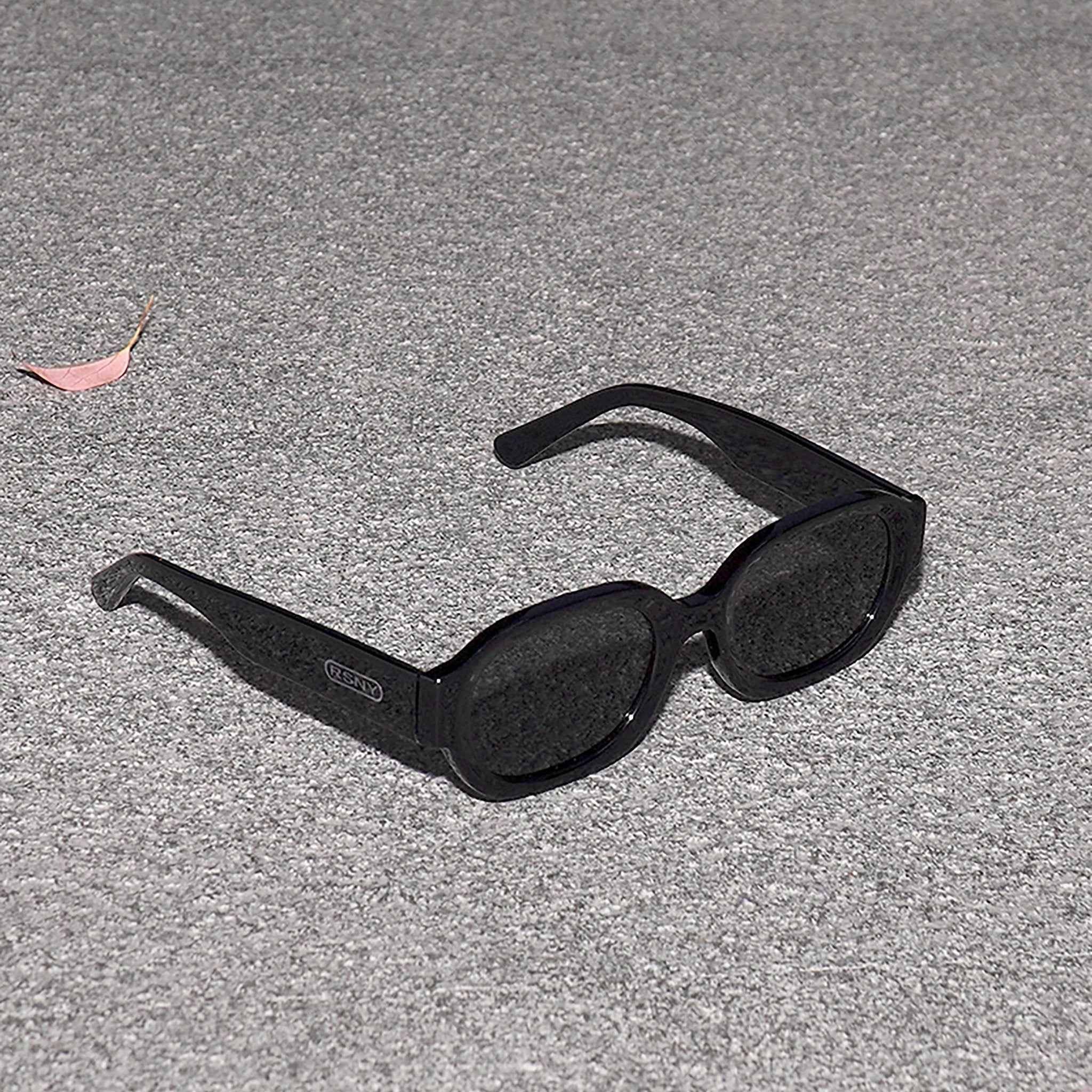 RSNY UN Retro Oval Sunglasses - MJ0007A