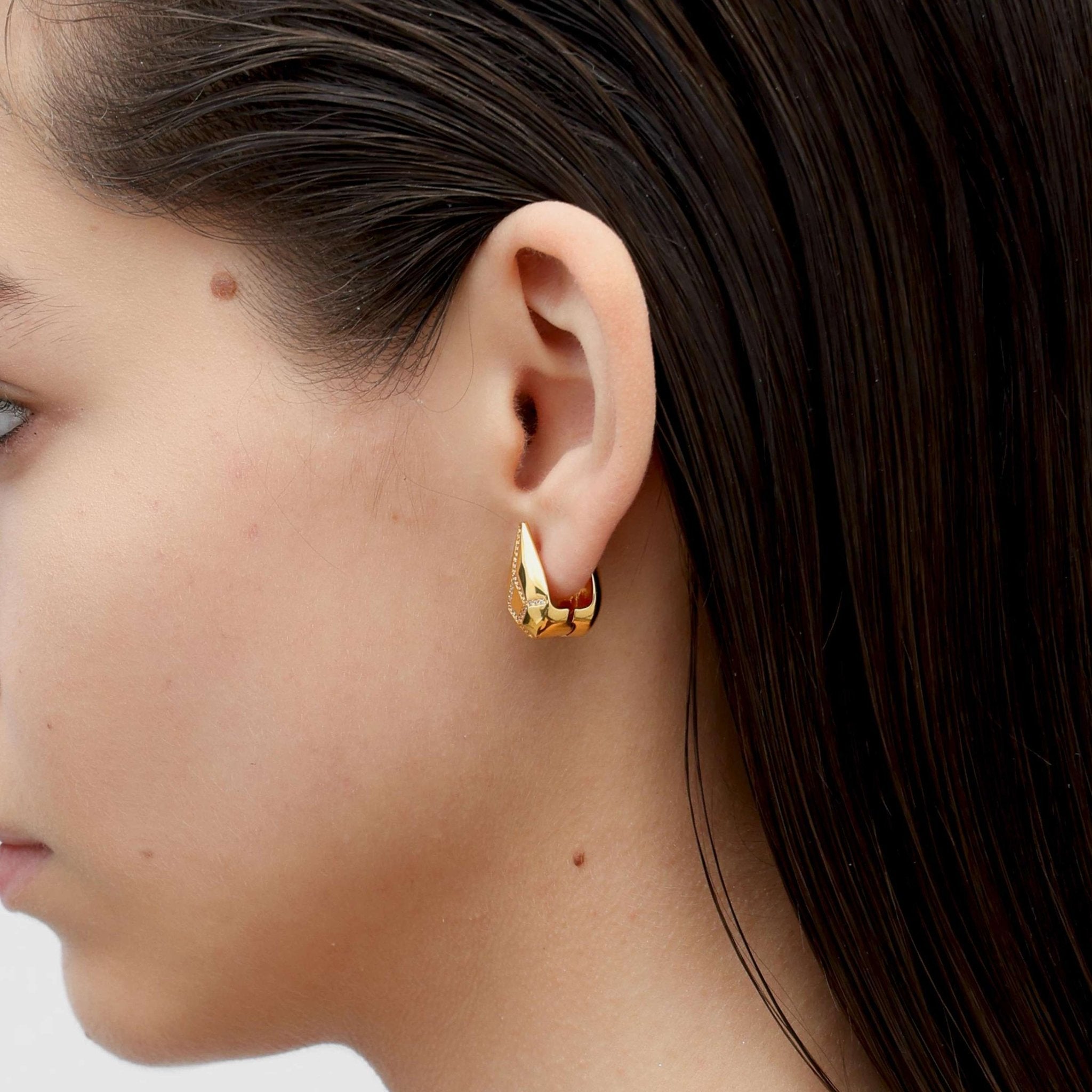 RSNY Water Drop Diamond Stud Earrings - R2112B