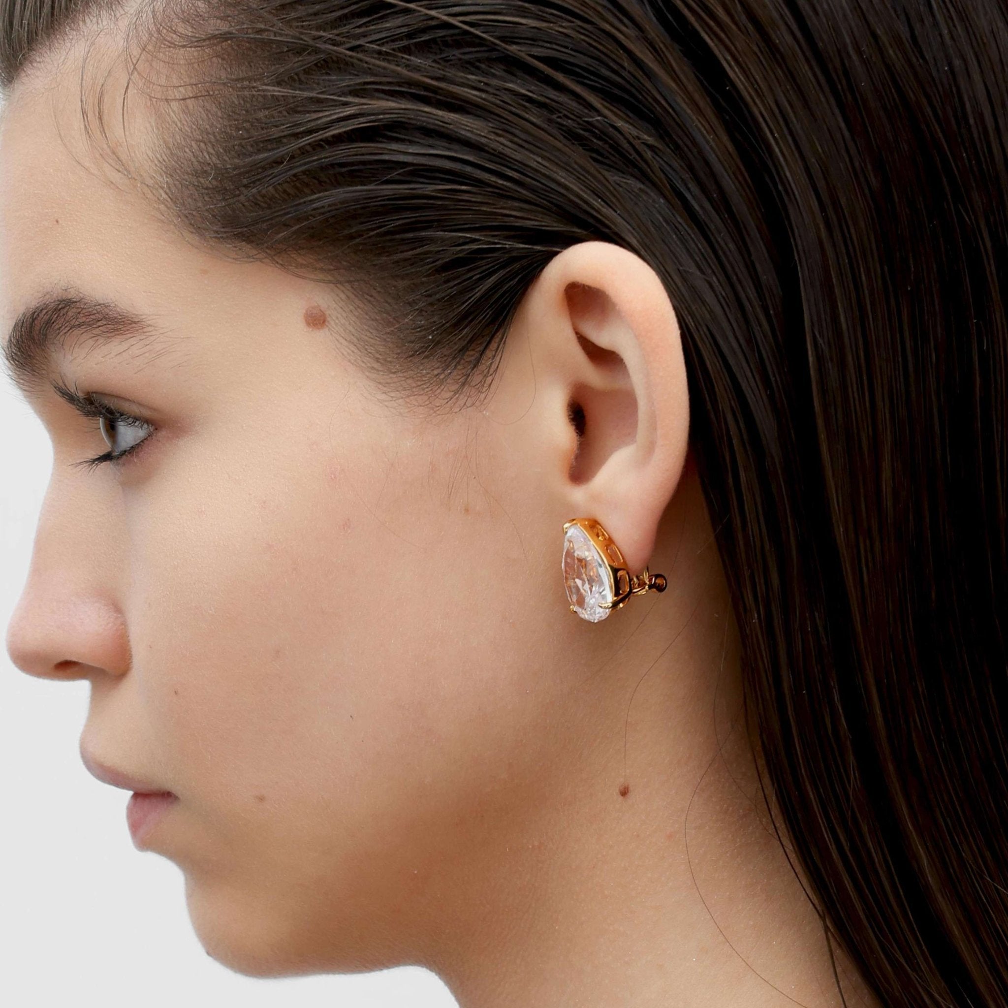 RSNY water drop shape diamond stud earrings - R2131B